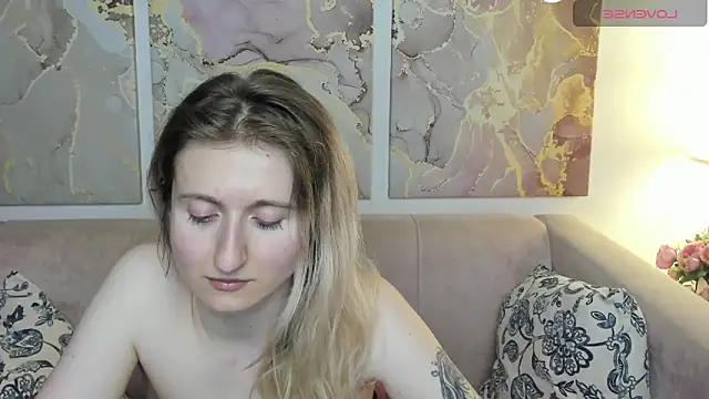 CamillaDreamer webcam