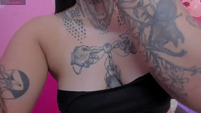 Adri_tatto_7 webcam