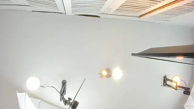 rave_connor webcam
