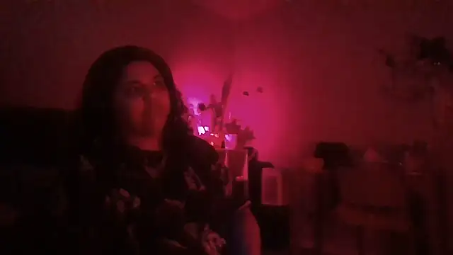 1n0nlythroat webcam