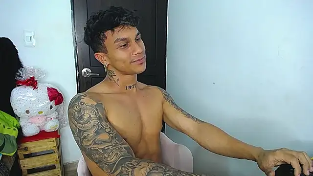 Leonard_Price webcam