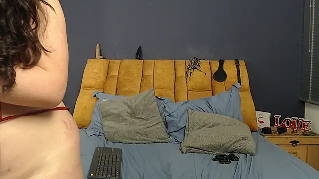 KendraaSimons webcam
