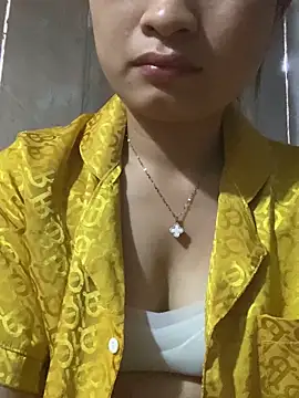 Cute-Sexyy webcam