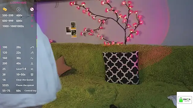 HellyCherry webcam