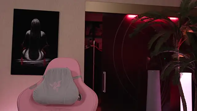 girlgogo - GirlGogo's free webcam - UK Sex Cams