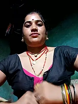 Hot_kamla
