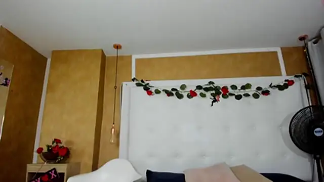 Heidy_milf webcam