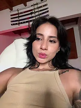  Ale_Lewis chat room
