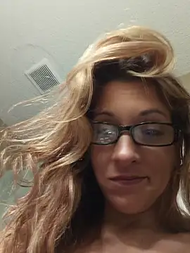 missbellastar live sex cam