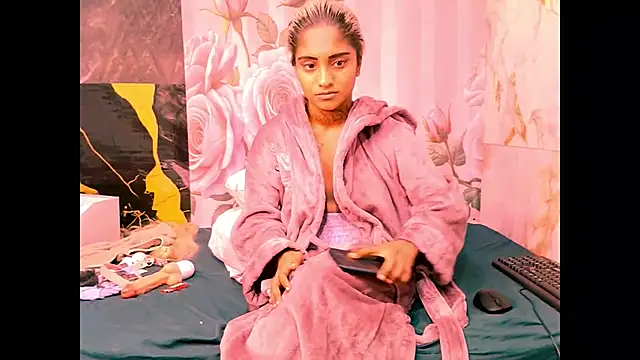 indian_barbie webcam