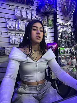 emily_24x