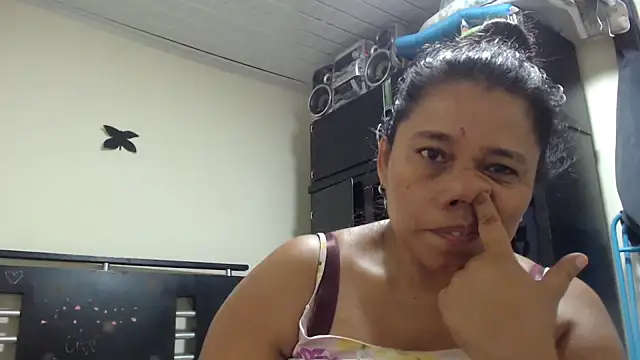 adrixxx38 webcam