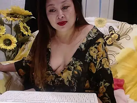 UrSweetClassyPinay webcam