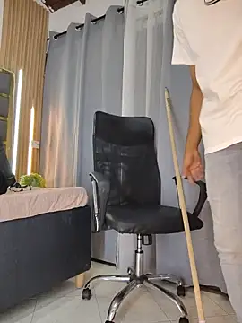 Oliver_bigblack_cock webcam