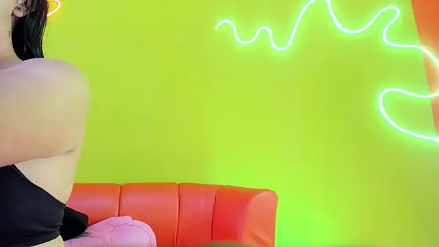 Ema_Isabella webcam