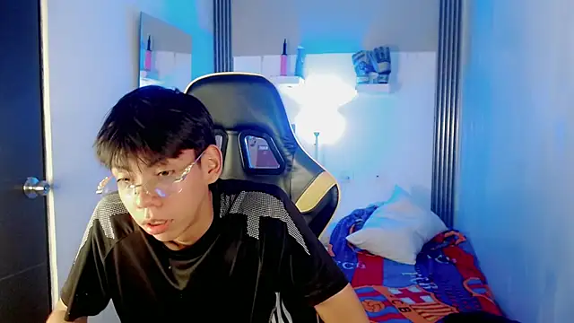 liarr_ - Liarr_'s free webcam - UK Sex Cams