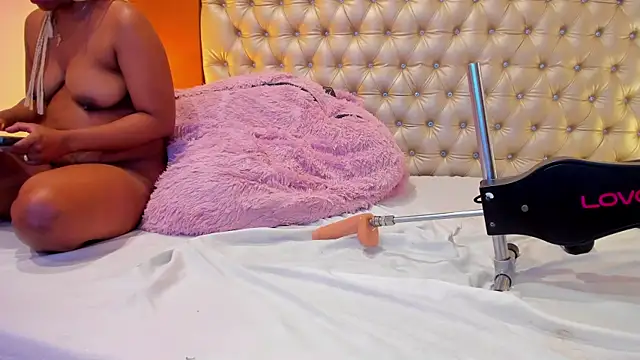 IsabellaaLux_