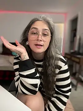 Alix_Valentine