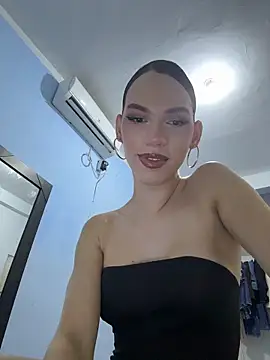 Carlita_cute Live Webcam on Stripchat