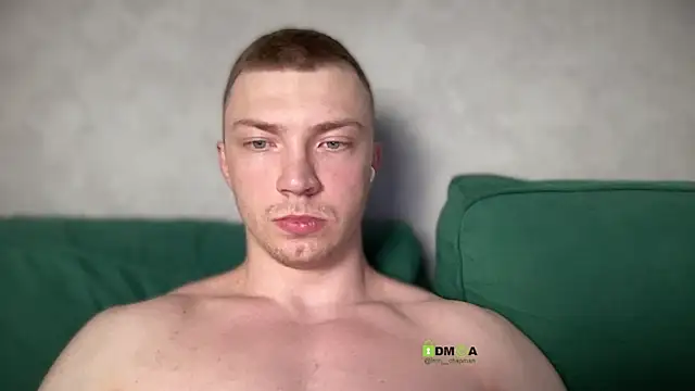 iron__chap webcam