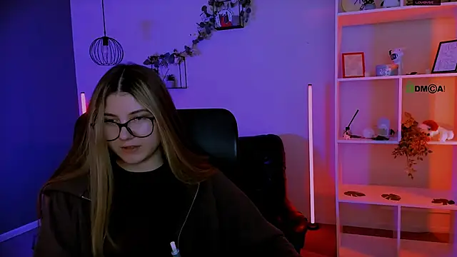 lissa_night webcam
