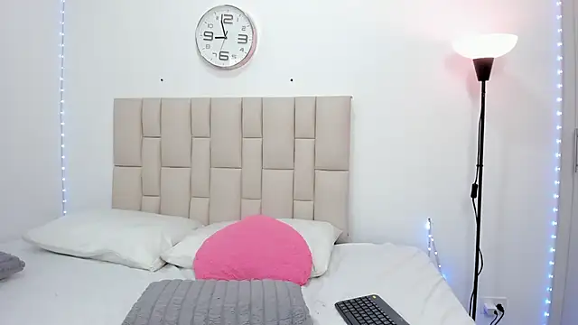 Sofia_Blosom webcam