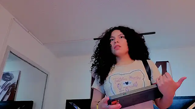 Zoe-yanin webcam