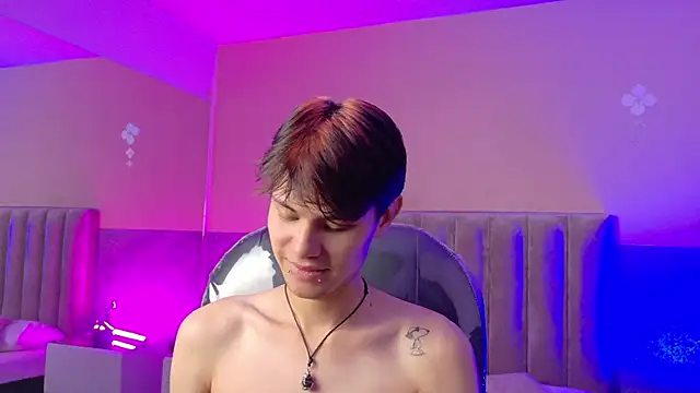 Derek_Sinn webcam