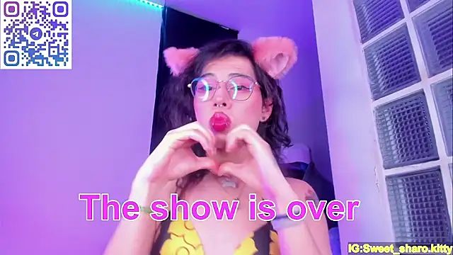 Sweet-SharoKitty webcam