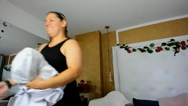 Heidy_milf webcam