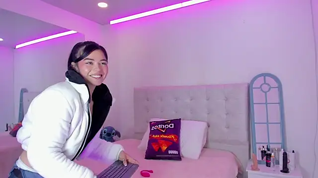 Vanessa_cruz_18 webcam