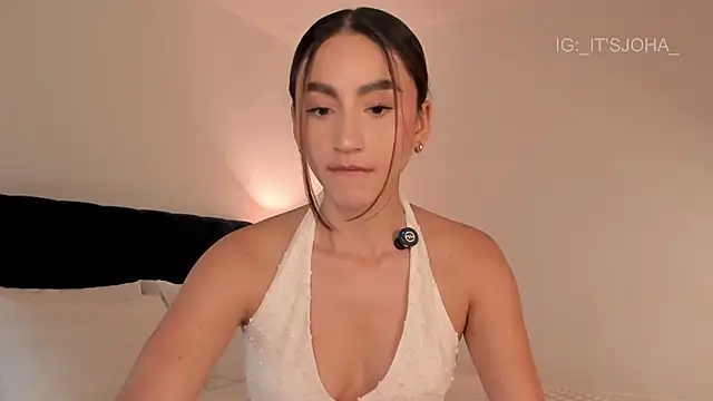 Lovinggirl_ webcam