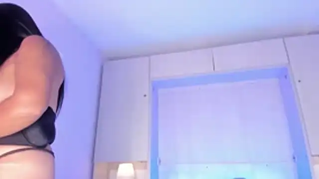 AllieBennet webcam