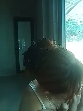 gogo-min webcam