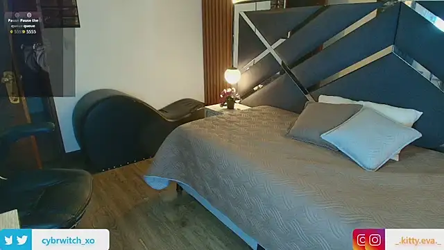 Kittie_Vixen webcam