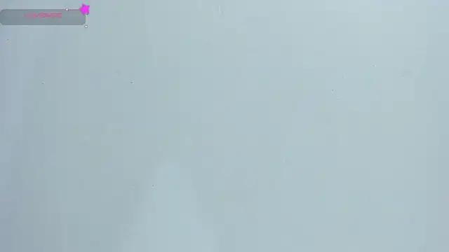 MissCurvyTop