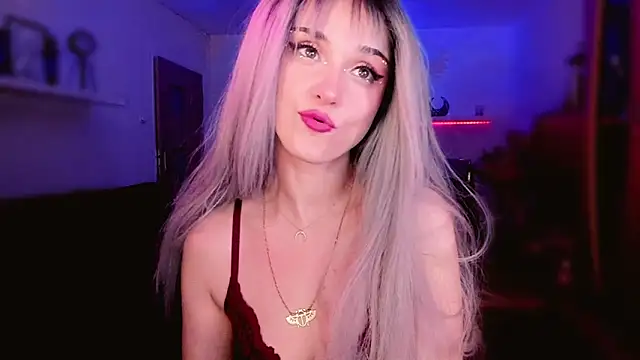 MistressJolie webcam