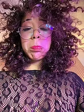 Woo_isDaphne webcam