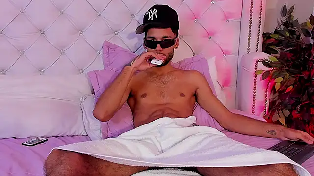 Thiagoferreti webcam