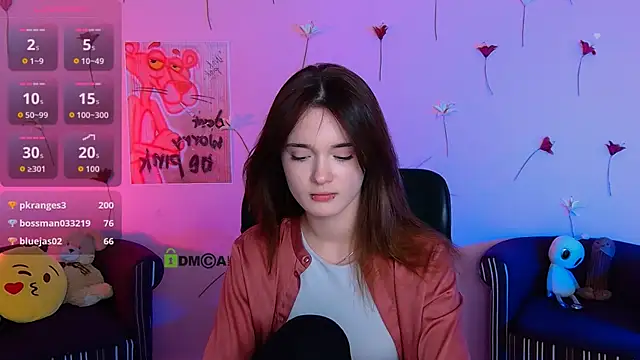 liana_kisses webcam