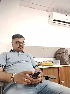 Desi_Lodo_Gujju_Boy webcam