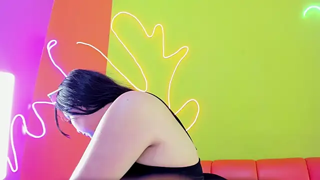 Ema_Isabella webcam
