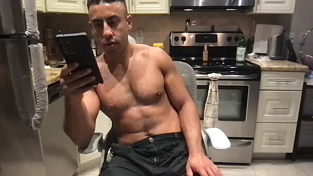 BigGuyMuscle webcam