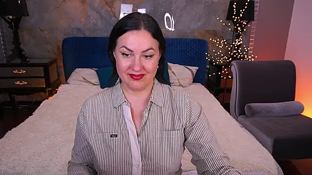 VelvetLuck webcam