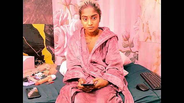 indian_barbie - Indian_barbie's free webcam - UK Sex Cams