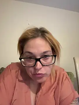 SecretRavenXO webcam