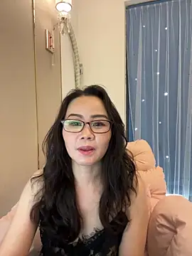 minmin_1370 - Minmin_1370's free webcam - UK Sex Cams