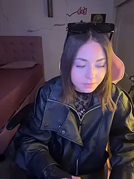 PrettyAmber webcam