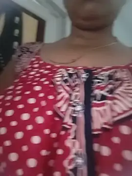 Hot-Tinaa webcam