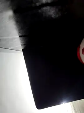 yamini1431 live sex cam